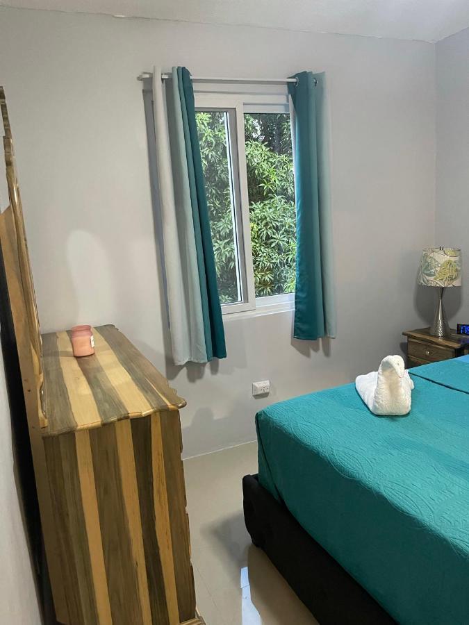 Jamrock Suites Кінгстон Екстер'єр фото